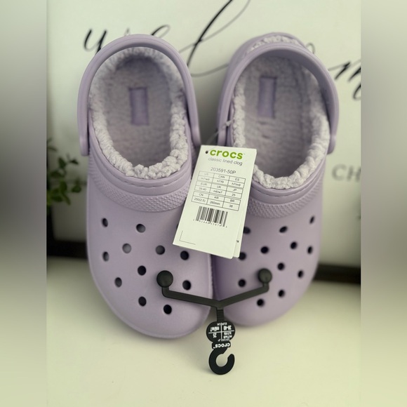 NWT Crocs Classic Lined W9M7 - Picture 3 of 6